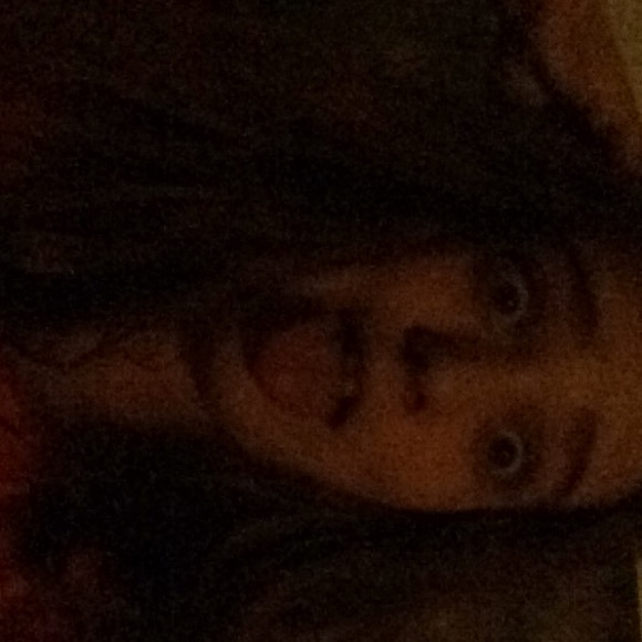 Meet your Posher, Avery - Picture 1 of 1